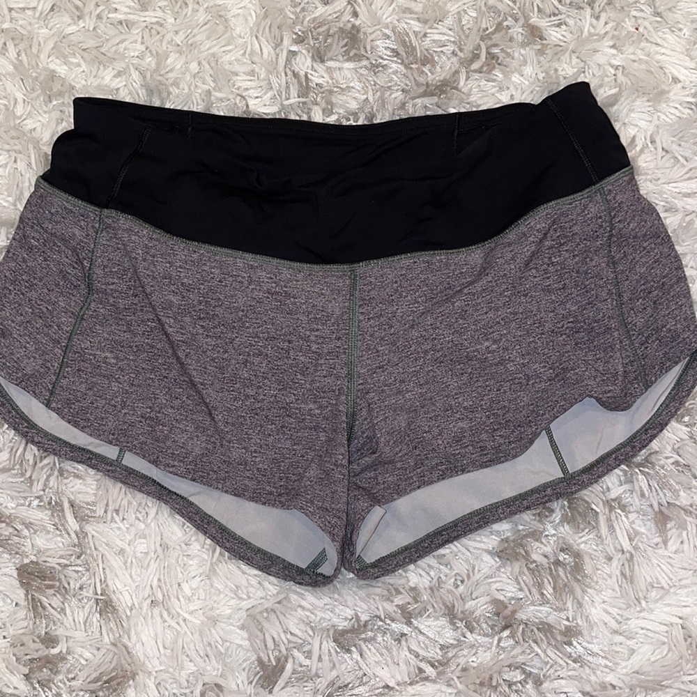Speed up short 2.5 (size 4) in gray